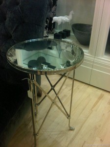 Kingsmills_London_DownshiftingPRO_sidetable8