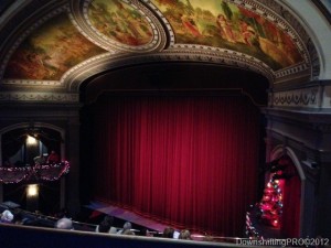 TheGrandTheatreLondon_DownshiftingPRO_MiracleOn34Street