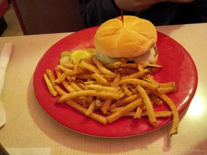 Palm Krystal Bar and Grill #Review @DownshiftingPRO_3