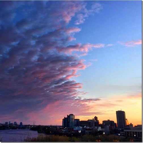 Best Spots in Ottawa for Summer Sunsets @DownshiftingPRO #travel #Canada
