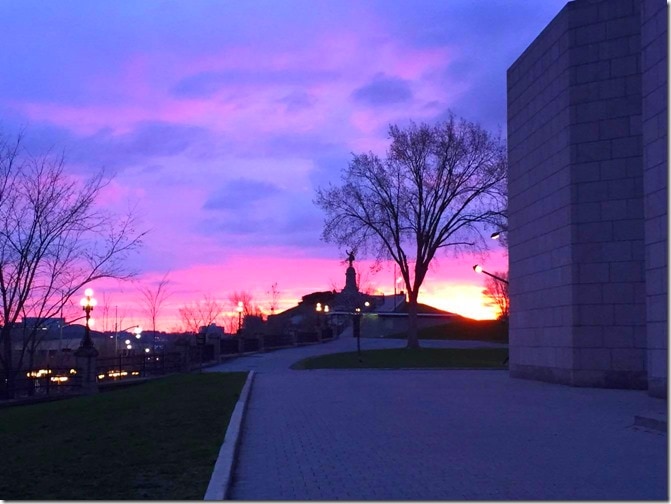 Best Spots in Ottawa for Summer Sunsets @DownshiftingPRO #travel #Canada