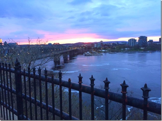 Best Spots in Ottawa for Summer Sunsets @DownshiftingPRO #travel #Canada