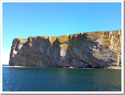 Percé Rock (French Rocher Percé) Sunrise_DownshiftingPROtravel #QuebecMaritime