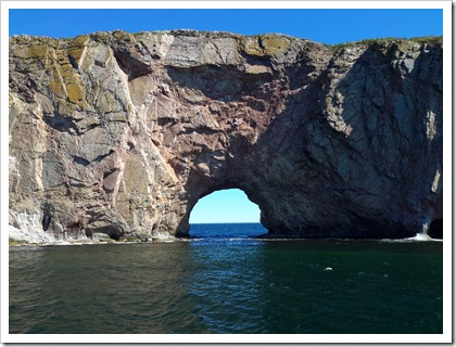 Percé Rock (French Rocher Percé) Sunrise_DownshiftingPROtravel #QuebecMaritime