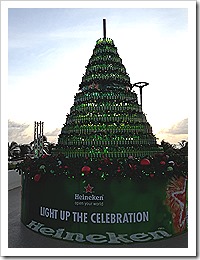 Moomba Beach_ Curacao_Heineken Beer Bottle Christmas Tree_ #DPROtravelCURACAOMoomba Beach_ Curacao_Heineken Beer Bottle Christmas Tree_ #DPROtravelCURACAO