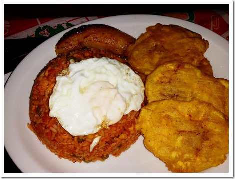Dona Elena_Arroz con Pollo_DPROtravelCuracao_Restauarnt Review Dona Elena_Arroz con Pollo_DPROtravelCuracao_Restauarnt Review Colombian food in Curacao - @DownshiftingPRO