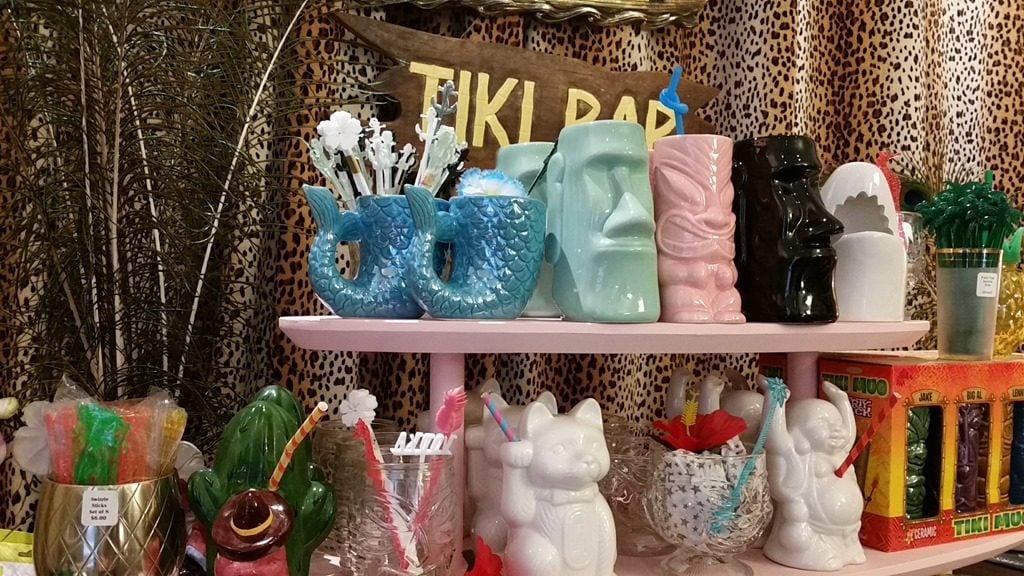 Best Vintage and Thrift Shops in Kensington Market–Toronto 10 Best vintage and thrift stores in Kensington Market