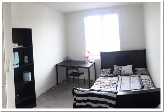 What University Students Need #ThinkStaples @DownshiftingPRO Room Picture What University Students Need #ThinkStaples @DownshiftingPRO Room Picture