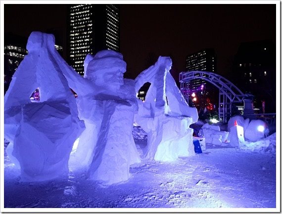 Snow and ice sculptures being made at the Carnaval de Quebec Snow and ice sculptures being made at the Carnaval de Quebec
