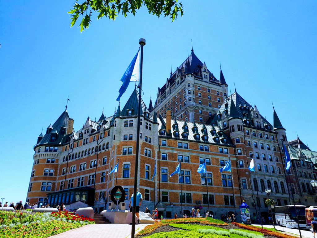 Visiting Old Quebec City – Beautiful Parliament & Tourny Fountain 4 Chateau Frontenac @DownshiftingPRO