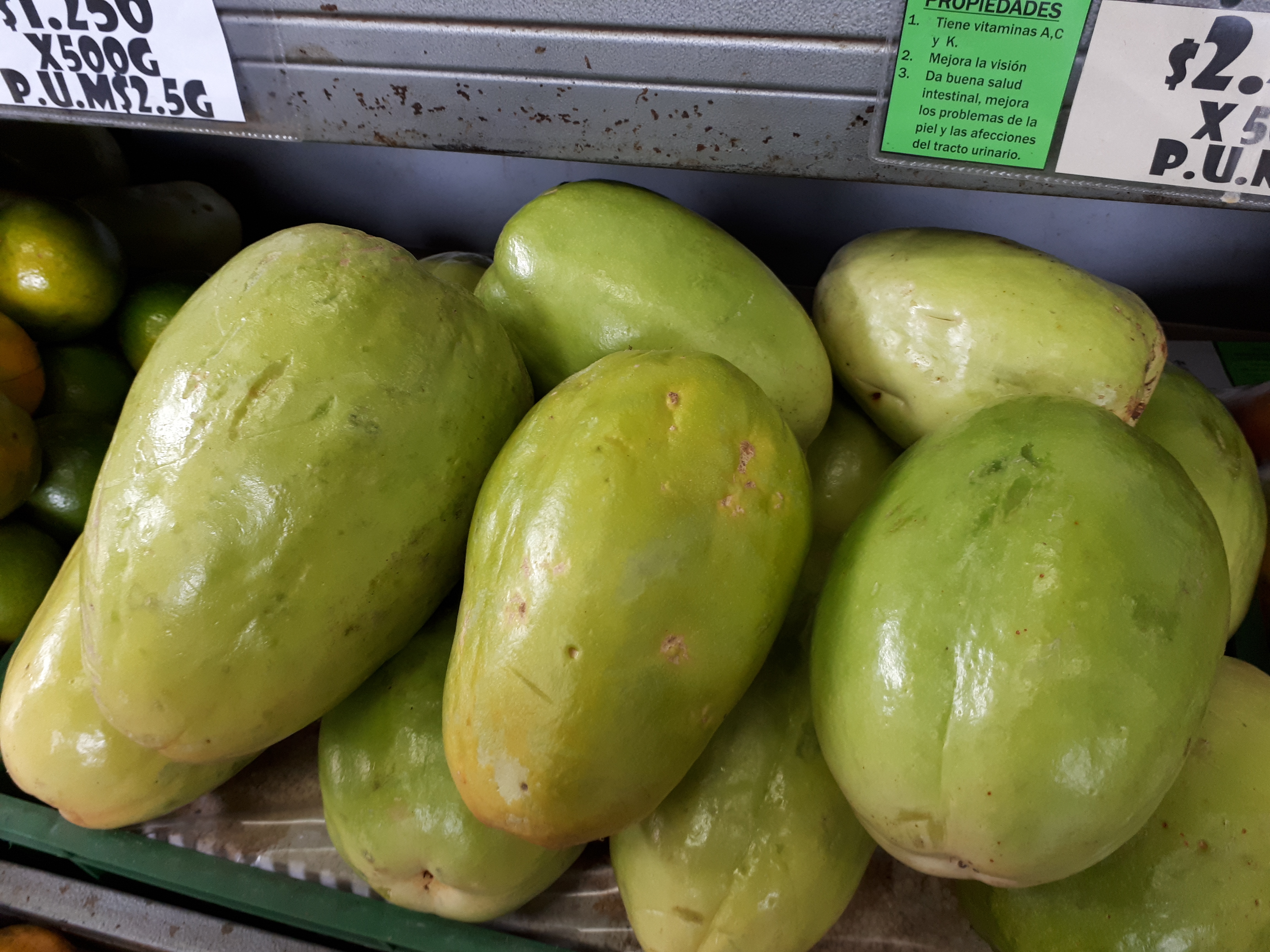 Ultimate Guide to Fruits and Juices of Colombia - with 32 Stunning Pictures 8 Badea - giant passion fruit - Fruits and juices of Colombia. DownshiftingPRO