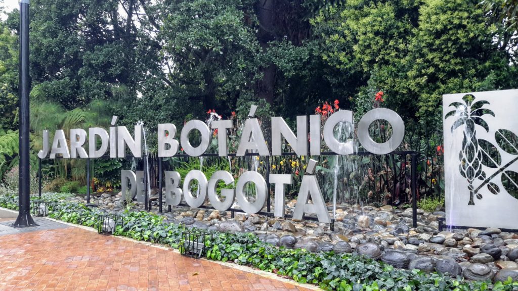 Guide to the Botanical Gardens in Bogota Colombia - @DownshiftingPRO