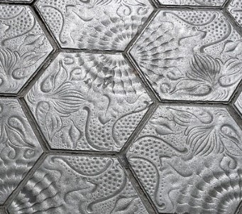 Gaudí and Modernist Architecture Tour in Barcelona 25 Gaudi Street Tile in Barcelona