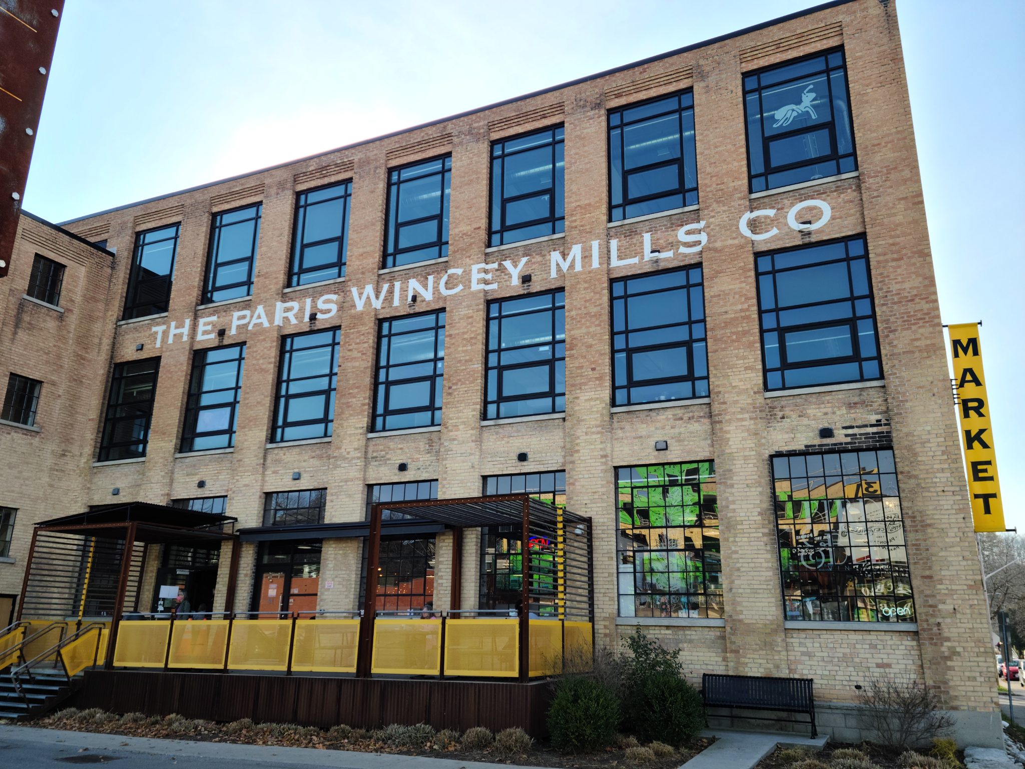 Shopping in Downtown Paris Ontario Ultimate Gift Guide DownshiftingPRO