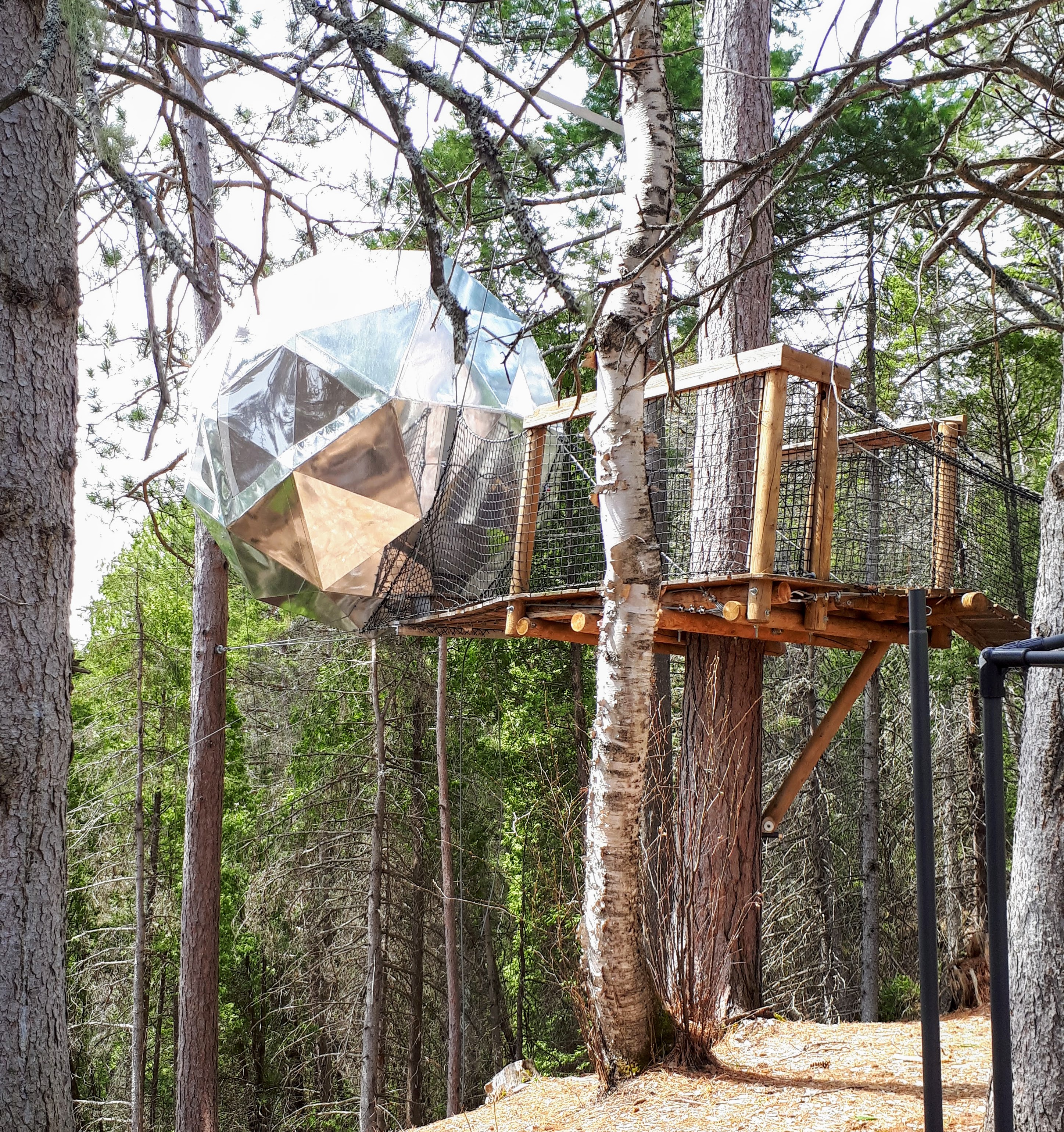 Your Guide to Where to stay in Quebec: Unique Farms to Futuristic Pods in the woods 5 Parc Aventures Cap Jaseaux SLSJ region in Quebec
