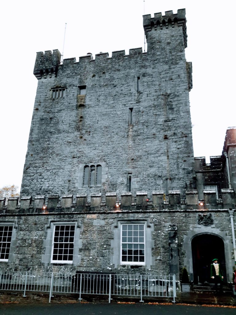Limerick Adventures #ShannonHeritage - @DownshiftingPRO - Knappogue Castle Banquet #TBEX Irelan