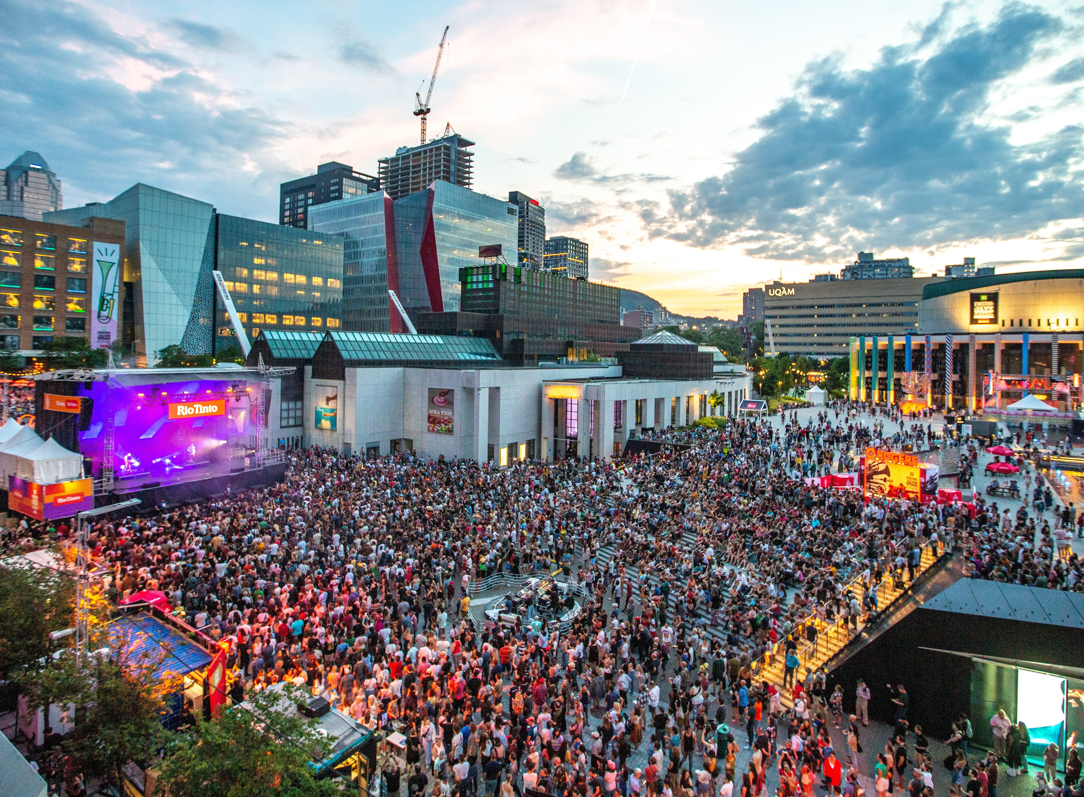 The Ultimate Guide to Festivals in Montreal 2 Montreal Festivals - Jazz Festival - -Credit-FR-©-Frederique-Menard-Aubin-EN-Credit-©-Frederique-Menard-Aubin