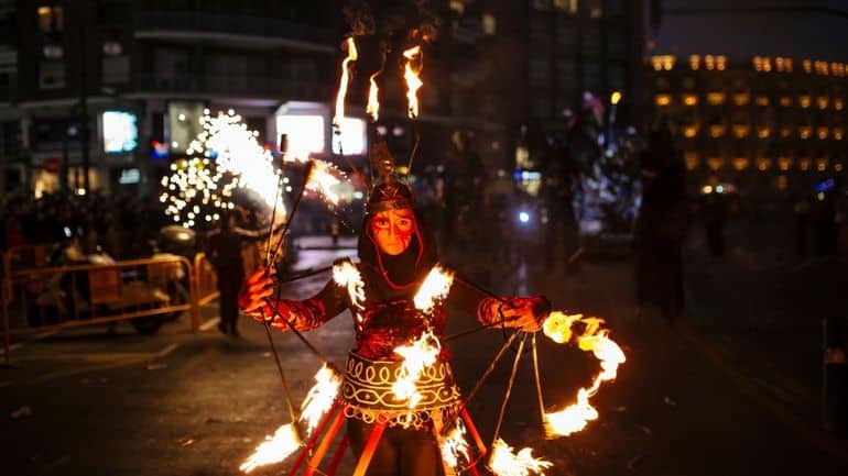 Festival in Valencia - Photo Credit: Valencia Tourism - ALTA-CABALGATADELFUEGO-5728-7071169- Foto_FANDI
