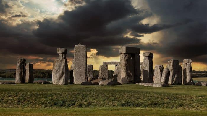 Stonehenge Canva Historical Places Guest Post