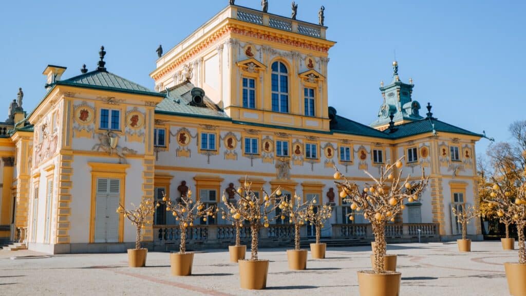 1000016573