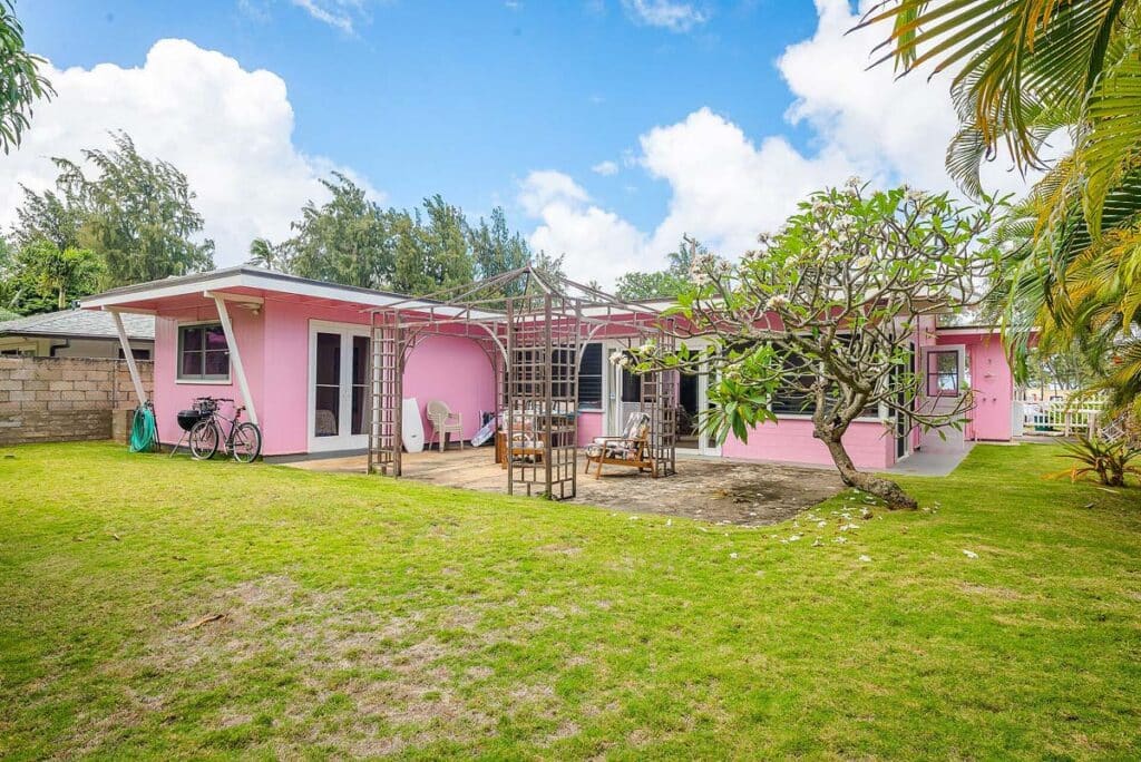 The Pink House Hawaii Expedia Group via xoxoBella