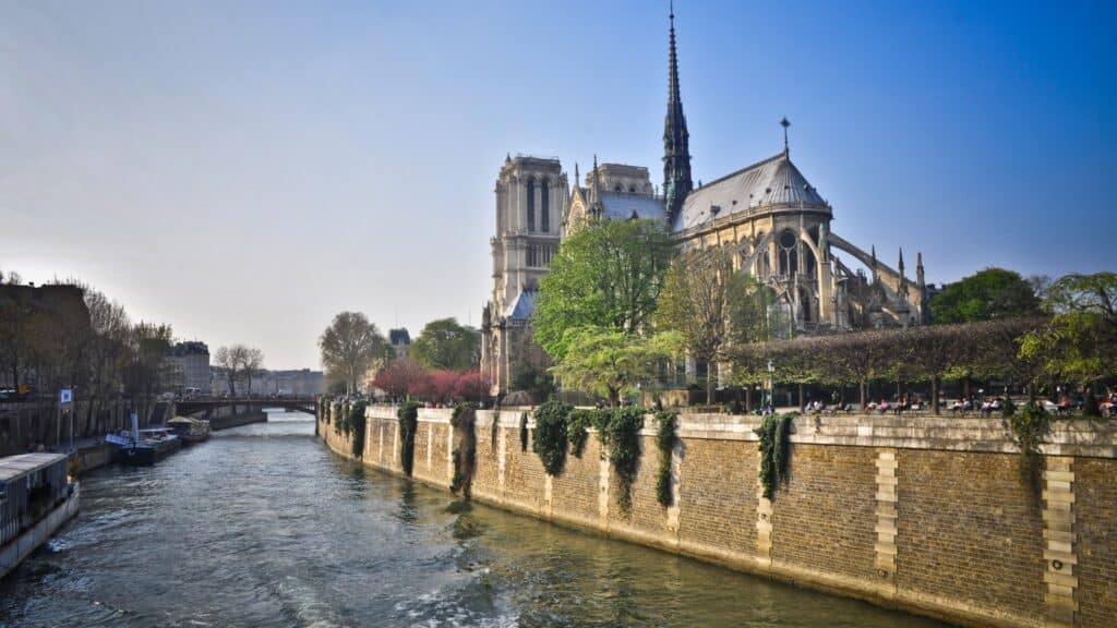 8 Unbeatable Destinations for Weekend Getaways in Europe 3 Notre Dame de Paris Photo Credit Andres Carrera CanvaPro