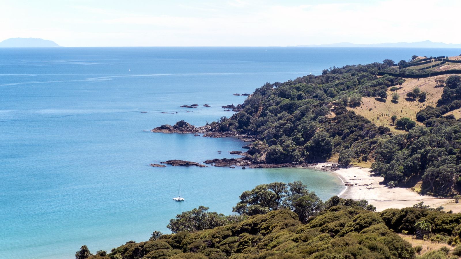 Waiheke Island Photo Credit FB237 CanvaPro