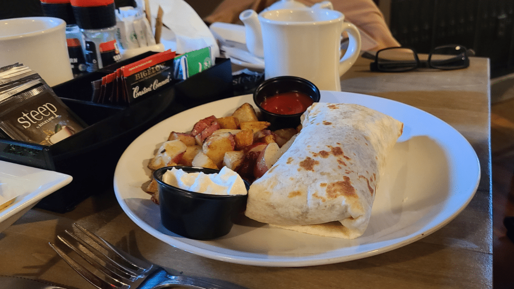 Breakfast Burrito at Elaines Cape May Photo Credit DownshiftingPRO 20231122 015633 0019 1