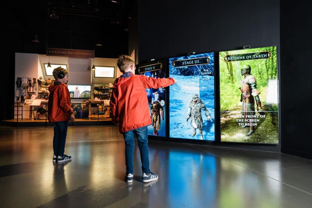 The Game of Thrones Studio Tour in Northern Ireland debuts the latest seasonal costume exhibition 5 Photo Credit : Game of Thrones, Studio Tour, Bainbridge Co. Winter Stark Display lead