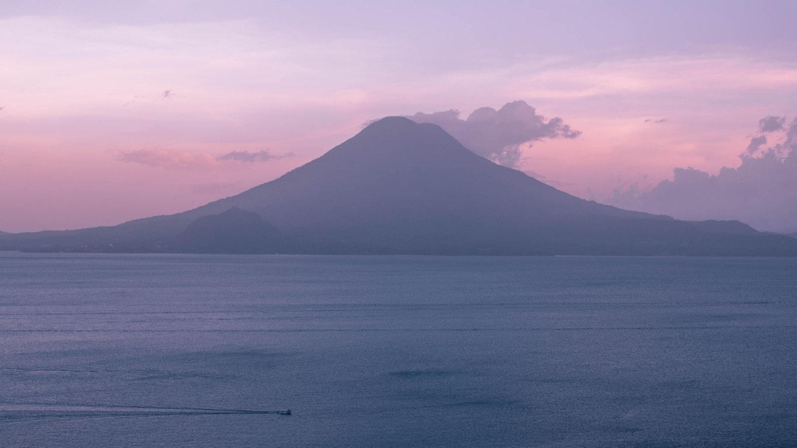 Lake Atitlan Guatemala Photo Credit Roberto Nickson CanvaPro