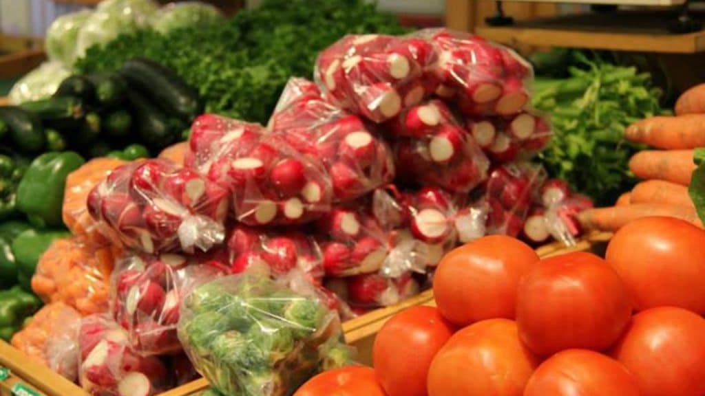 Discover Lancaster County: What to do in Pennsylvania, Amish-Style 8 Bird in Hand Farmers Market Photo Credit DiscoverLancaster