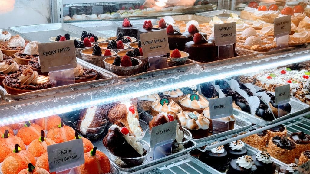 Isgro Italian Pastries South Philly Photo Credit DownshiftingPRO