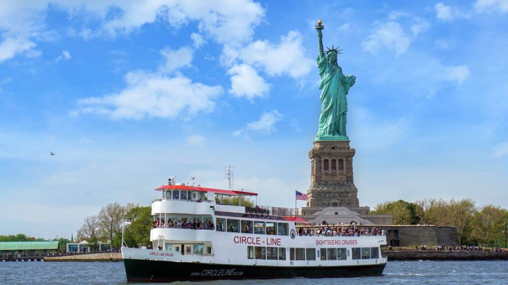 17 of the Best Museums in New York City 17 Statue of Liberty Photo Credit Circle Line Sightseeing Cruises via CityPASS. jpg