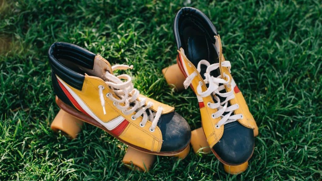 27 Fun Ideas on What to Do in London, Ontario with Tweens and Teens 7 Vintage Roller Skates Photo Credit AllaSerebrina via Depositphotos