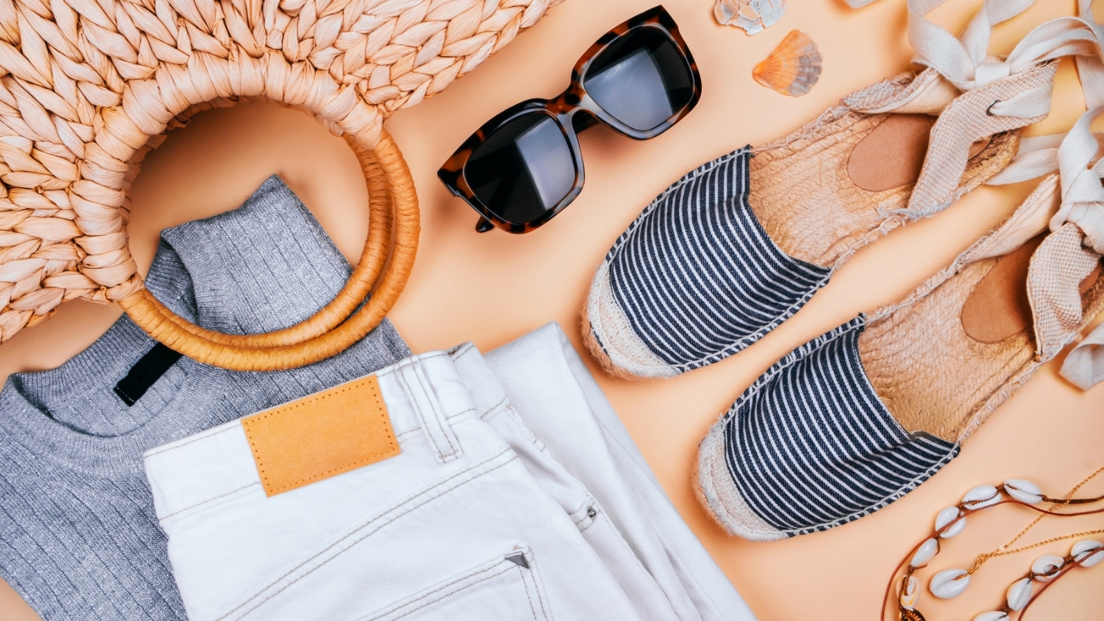 Capsule Wardrobe for Travel