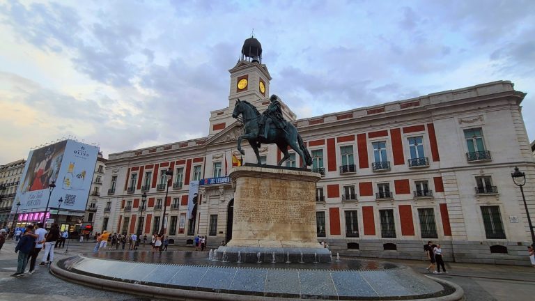 Puerta del Sol in Madrid Spain Credit DownshiftingPRO 1