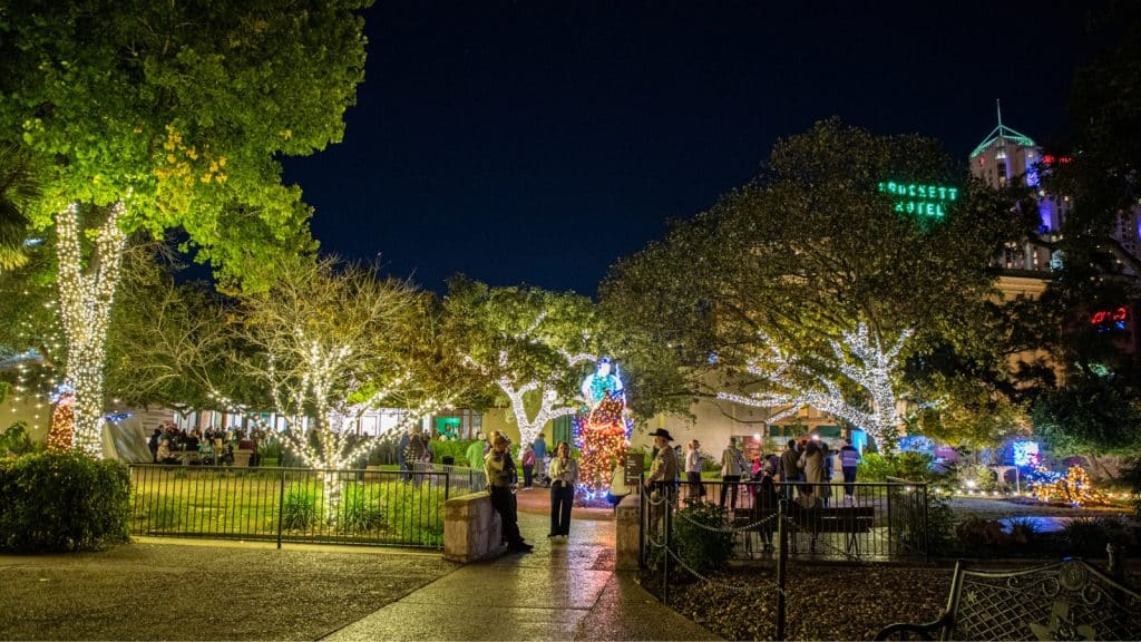 Traveling to Texas in 2025: San Antonio Festivals and Events 4 Christmas at The Alamo Credit The Alamo via Visit San Antonio