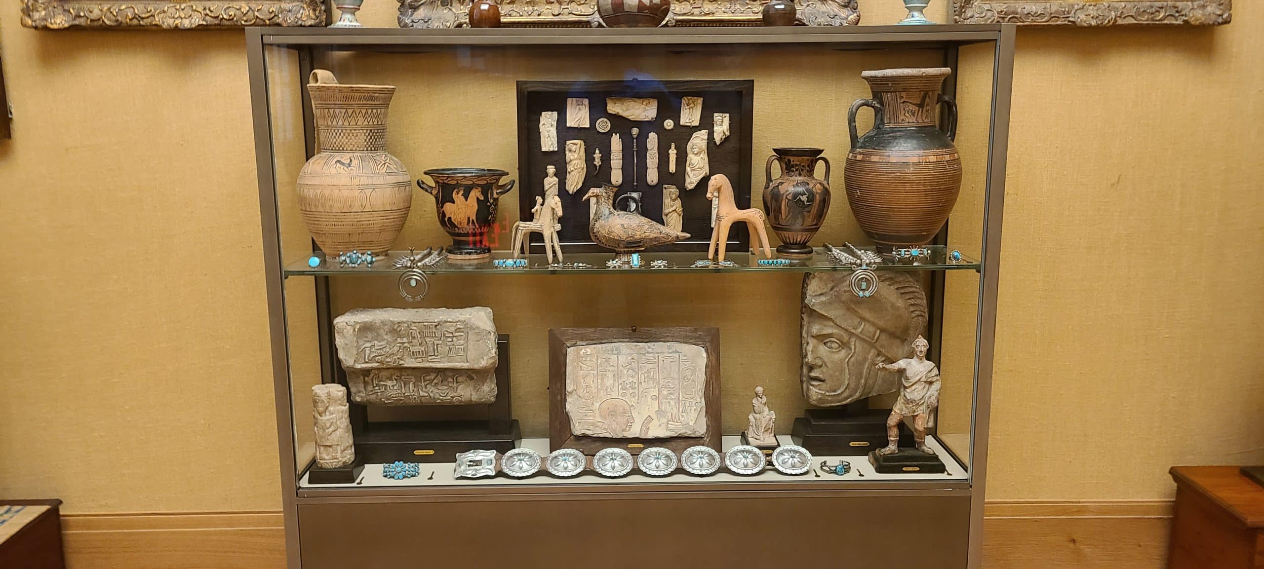 Ancient Roman Pottery Barnes Foundation Photo Credit Margarita Ibbott scaled