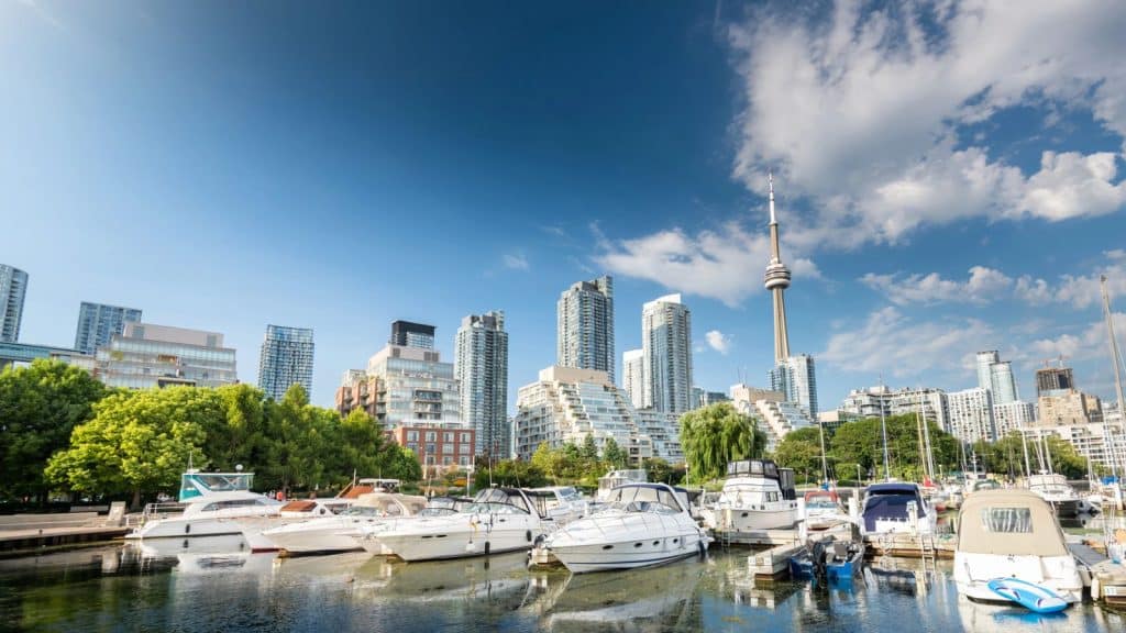 The 45 Best Things to Do in Toronto: Insider’s Guide 9 Toronto harbour Photo Credit surangastock via Depositphotos