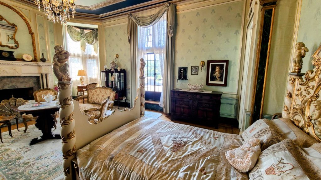 Toronto CityPASS: 5 Outstanding Attractions You Can’t Miss 12 Bedroom Casa Loma Photo Credit Margarita Ibbott