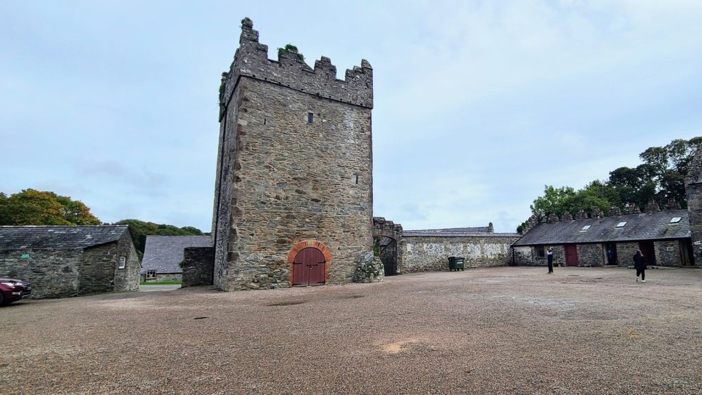 Old Castle Ward Winterfell Rabbies Northern Ireland Tour Photo Credit Margarita Ibbott