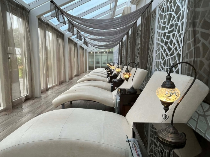 Hotel Travel Guide: Where to Stay in County Donegal 11 Lough Eske Castle Hotel Pool Lounge Photo Credit Paul Ibbott