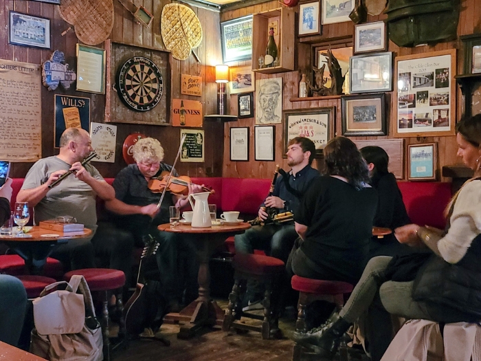 Bring on the Seafood: 15 Great places to Eat in County Donegal 12 Good Music in County Donegal - The Olde Glen Bar and Restaurant., Letterkenny