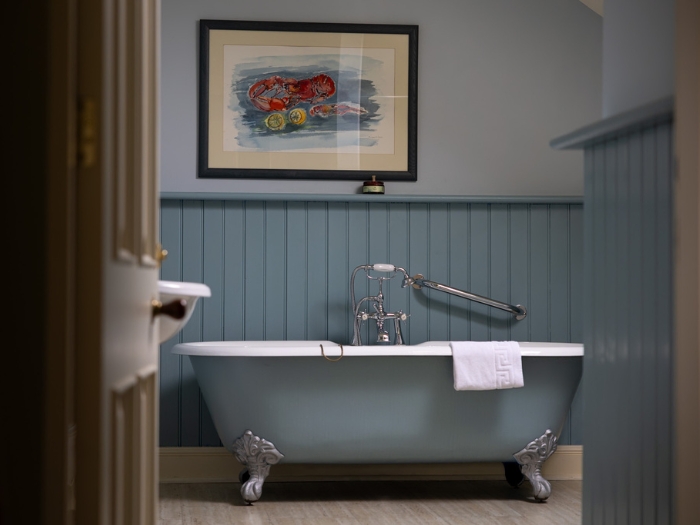 Hotel Travel Guide: Where to Stay in County Donegal 29 Rathmullan House Superior Bathroom Photo Credit Sharon Anderson via Ruthmullan House 1