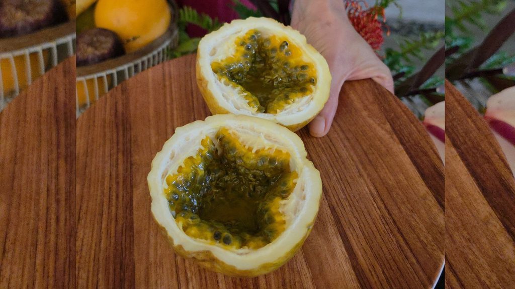 Ultimate Guide to Fruits and Juices of Colombia - with 40+ Stunning Pictures 31 Gulupa Photo Credit Margarita Ibbott 1