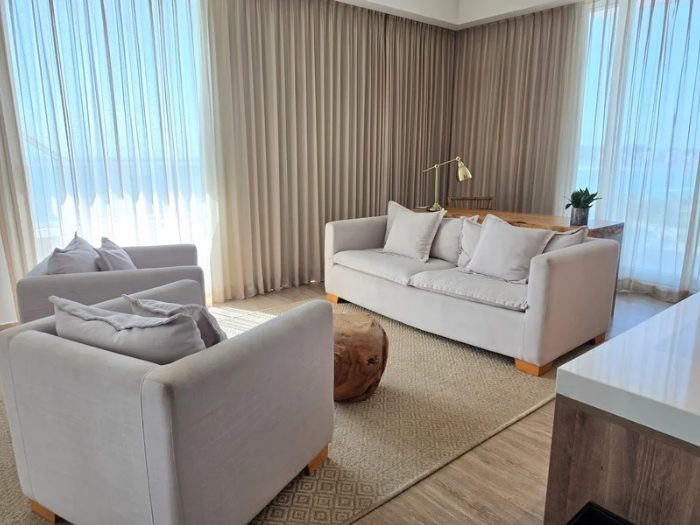 Santa Marta Marriott Playa Dormida Review: A Luxury Beachfront Stay on Colombia’s Caribbean Coast 5 Living Room - Santa Marta Marriott Playa -Dormida - Credit: M. Ibbott